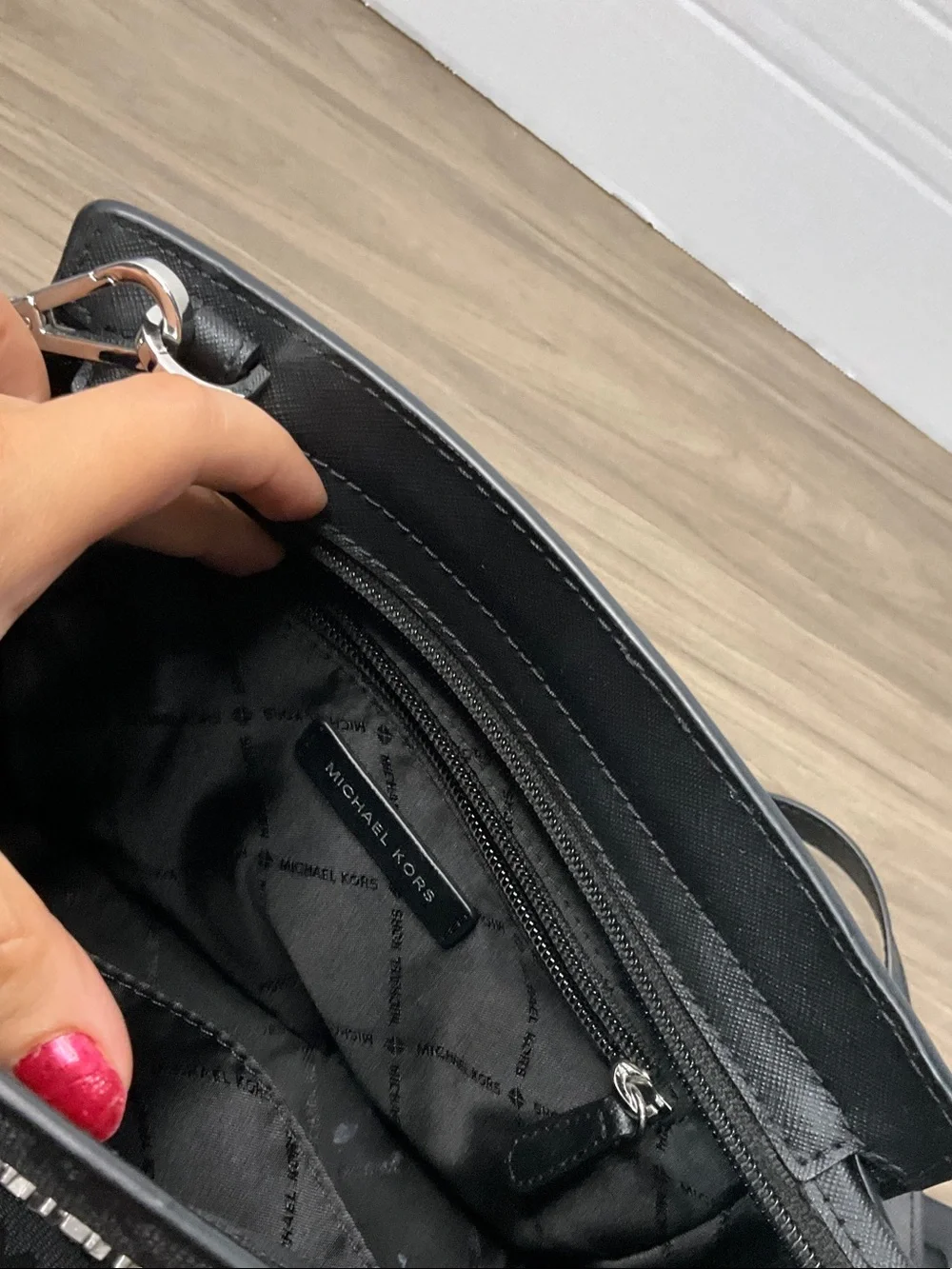 Michael Kors compact michael